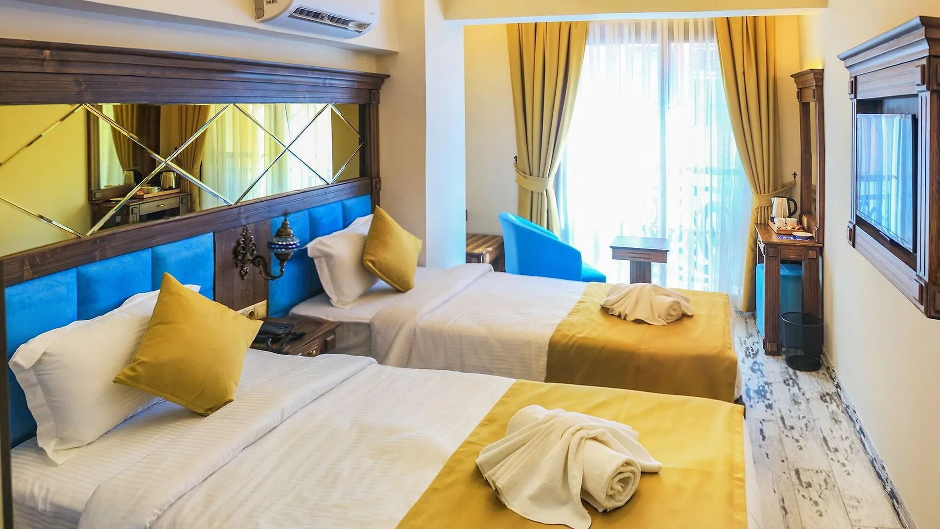 Reis Royal Hotel Fethiye 3*,